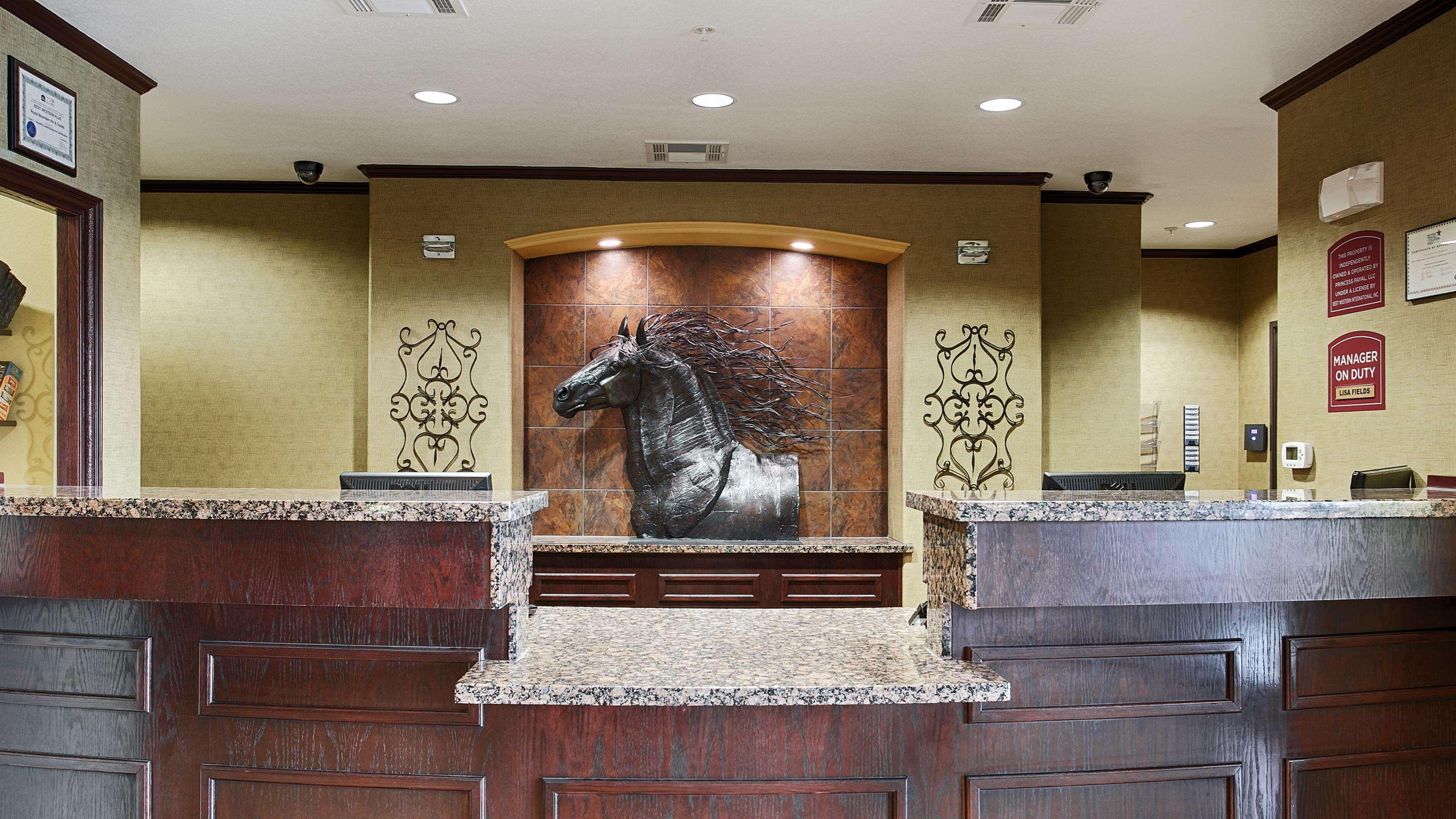 Best Western Plus Royal Mountain Inn & Suites Athens Luaran gambar